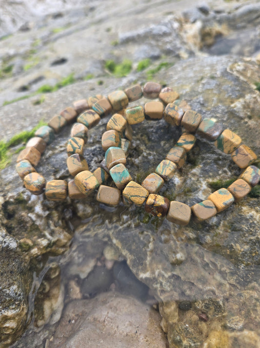Dragon vein agate cube bracelet