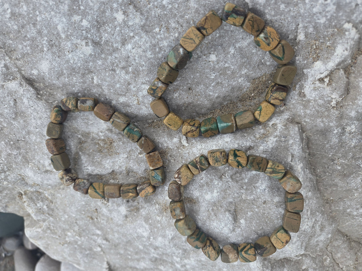 Dragon vein agate cube bracelet