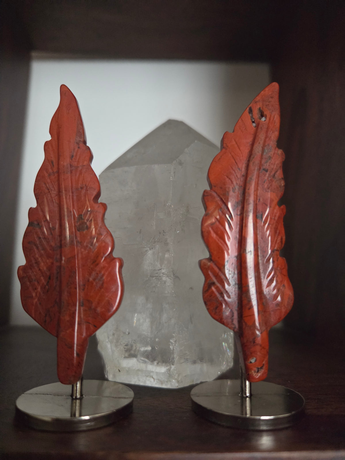 Red jasper leaf on stands 🍂