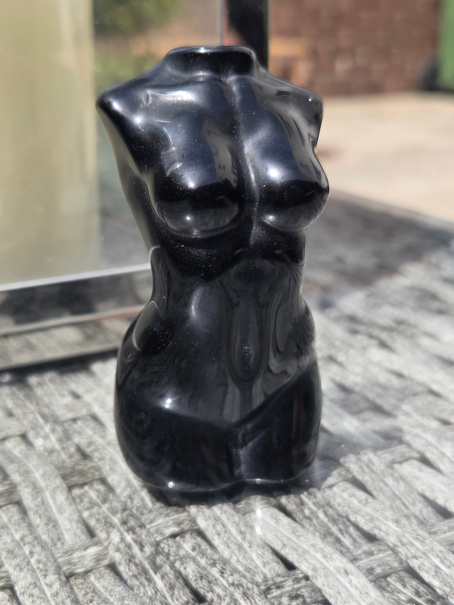 Obsidian lady body