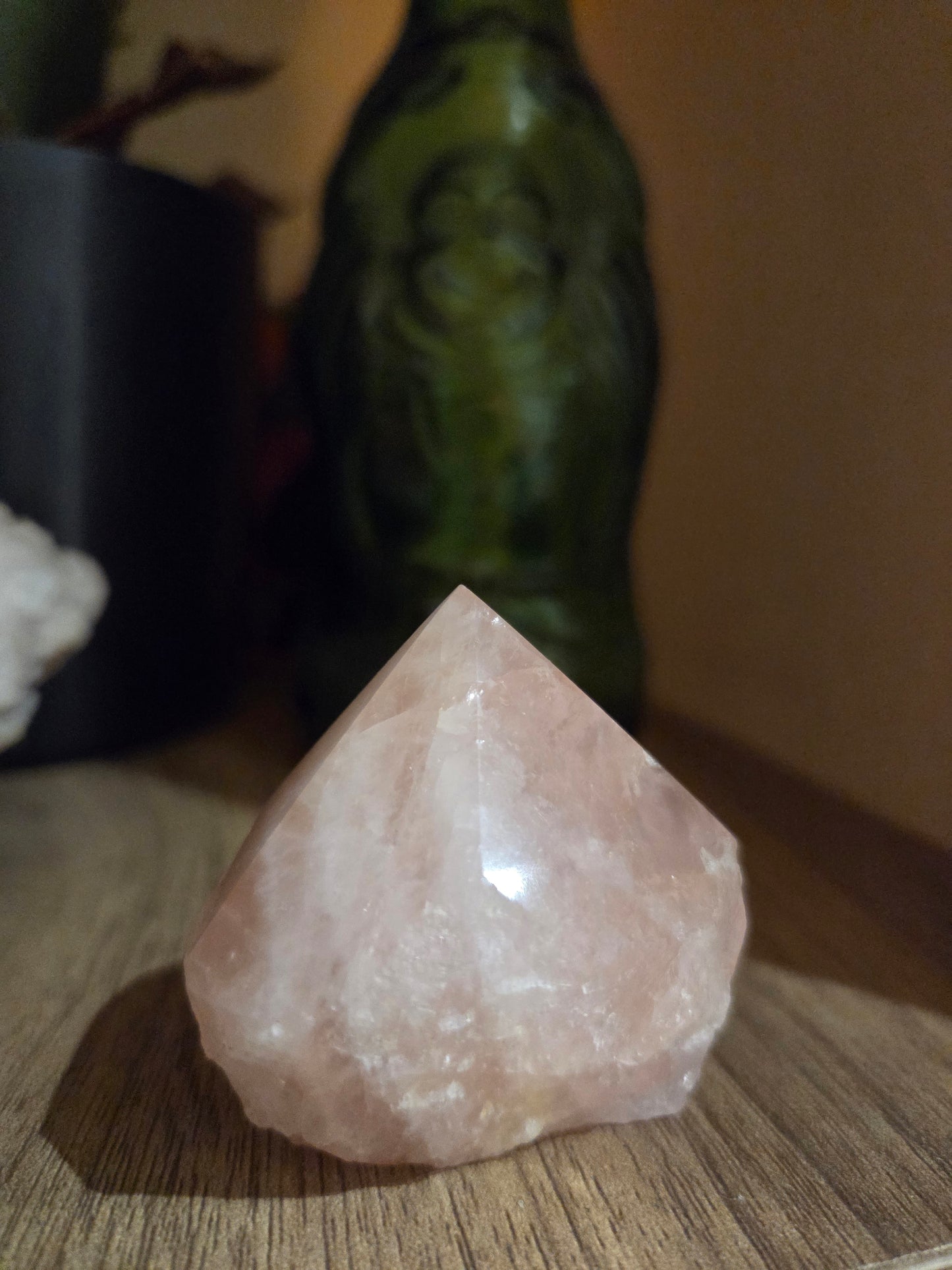 Rose quartz with small rainbow flash.