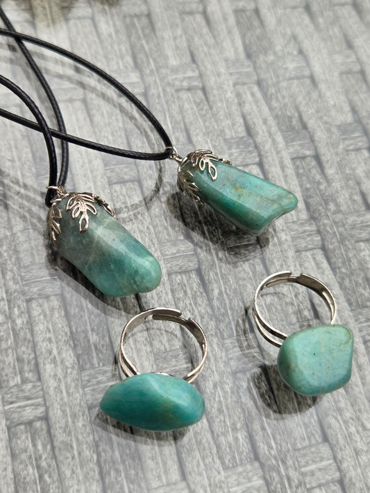Amazonite necklace and ring.