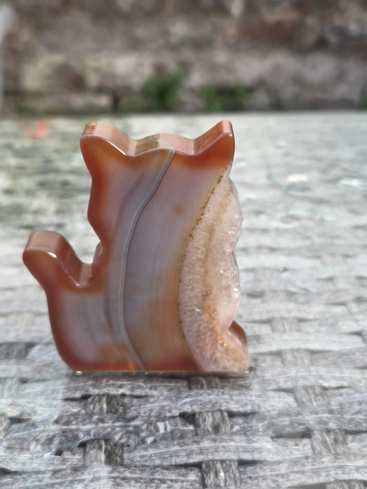 Agate free standing cat