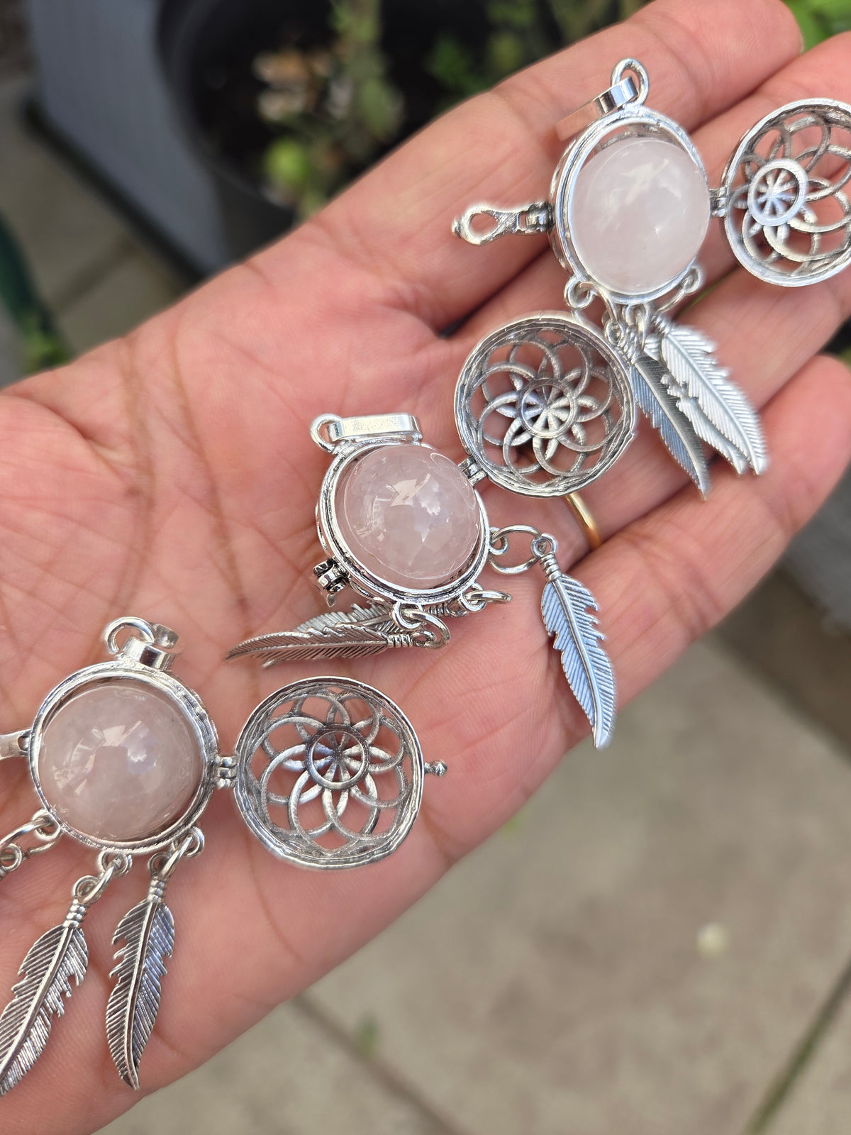 Rose quartz. Dream catcher crystal cage necklace ✨️
