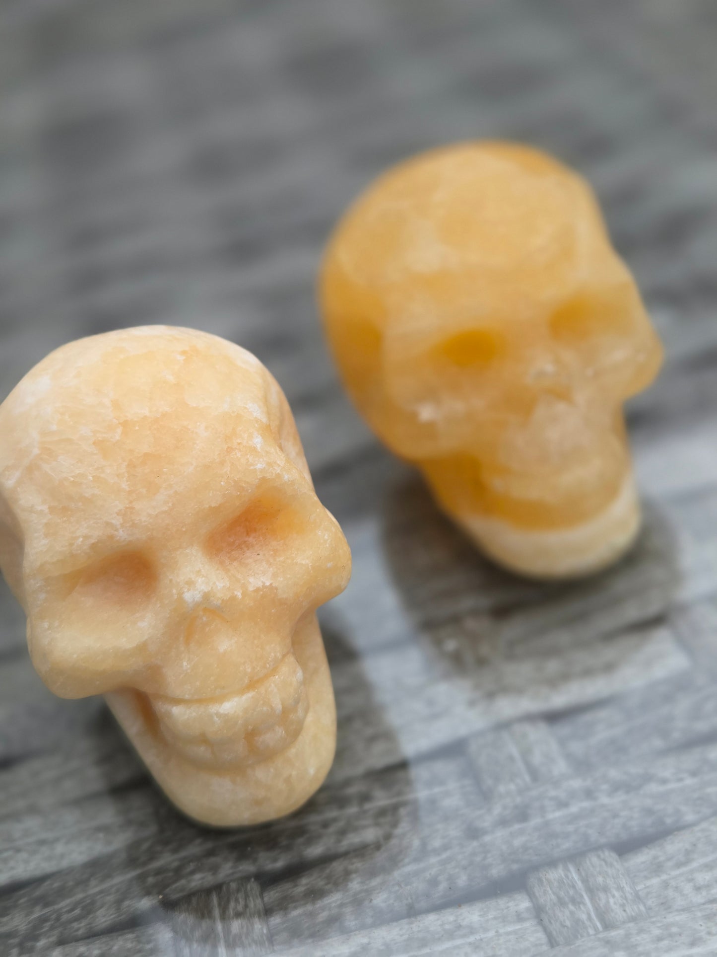 Yellow Calcite skulls